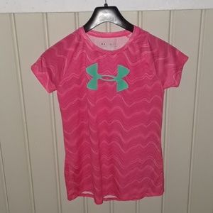 Girls under armour shirt